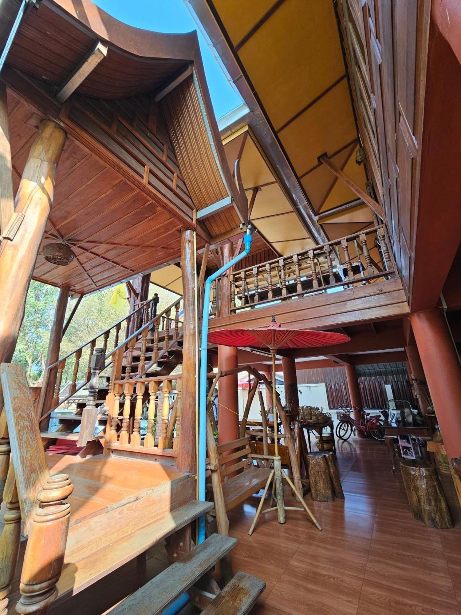 บ้านเรือนไทยมะลิเมืองเก่า Sukhothai Buitenkant foto